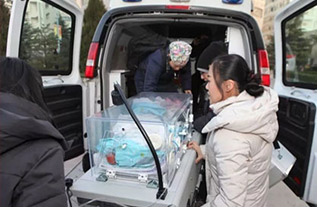 平和县妇婴监护型护送